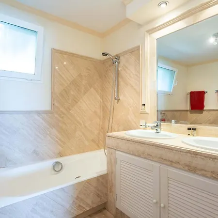 Bahia De Apartment